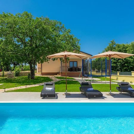 Holiday Home Villa Aniva By Interhome Zminj ภายนอก รูปภาพ