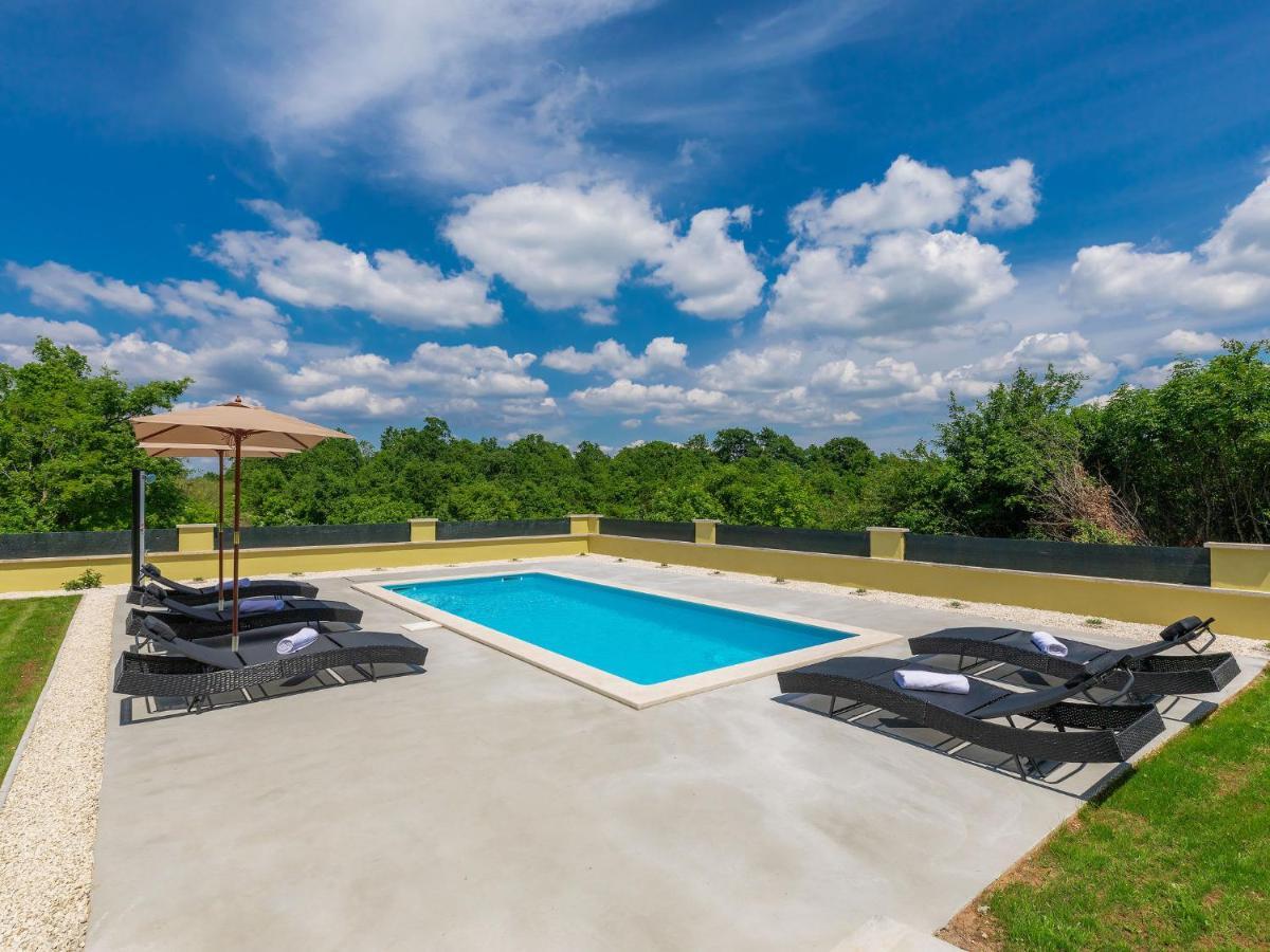 Holiday Home Villa Aniva By Interhome Zminj ภายนอก รูปภาพ
