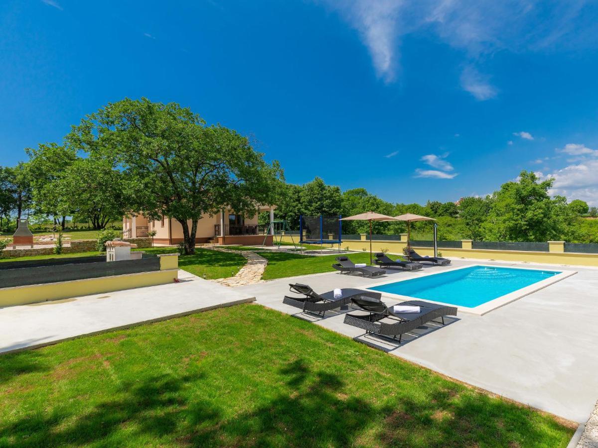 Holiday Home Villa Aniva By Interhome Zminj ภายนอก รูปภาพ