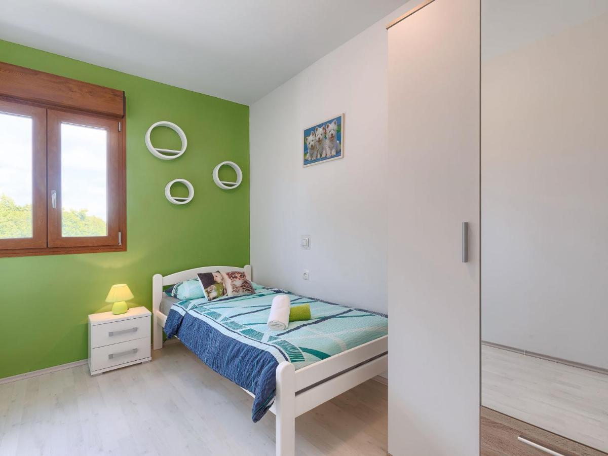 Holiday Home Villa Aniva By Interhome Zminj ภายนอก รูปภาพ