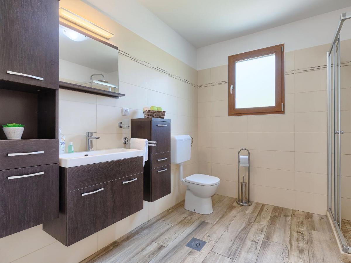 Holiday Home Villa Aniva By Interhome Zminj ภายนอก รูปภาพ