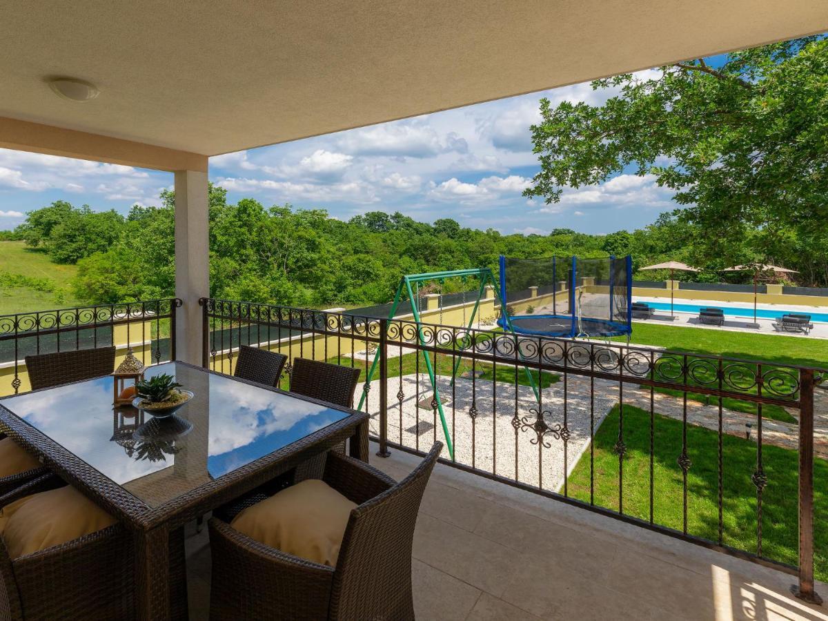 Holiday Home Villa Aniva By Interhome Zminj ภายนอก รูปภาพ